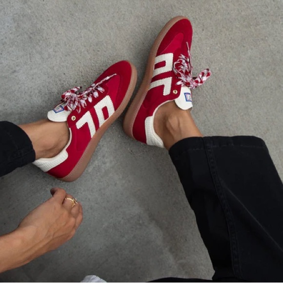 New Back 70 Ghost Sneakers Red Anthropologie - Picture 2 of 7